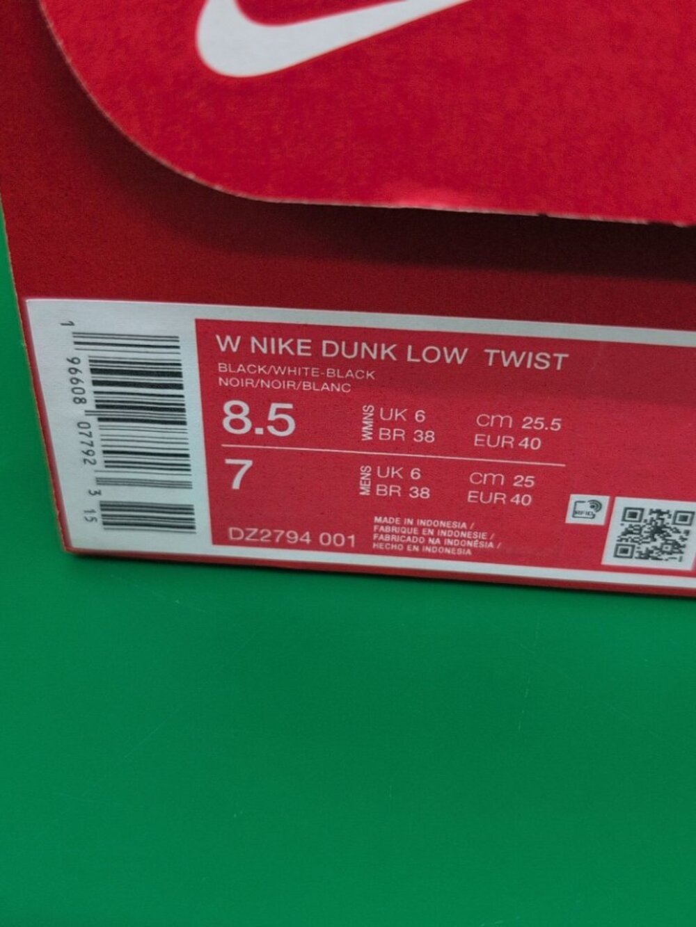 Nike Dunk Low Twist Sneakers Women's Shoes US 8.5 Black & White DZ2794-001 - Picture 13 of 14